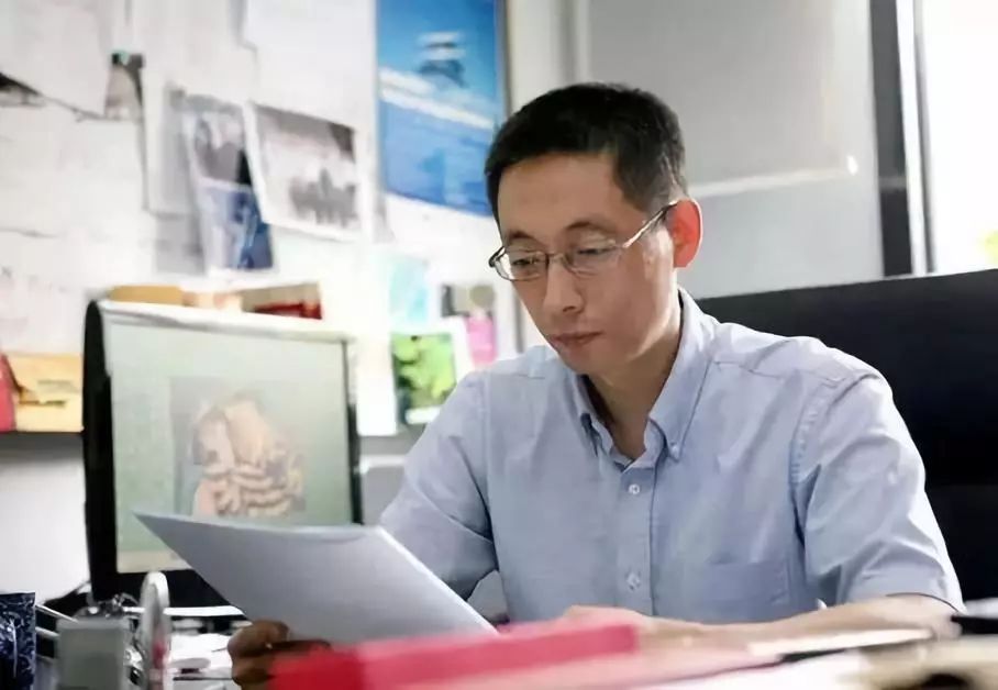 现实社会的真实现状_现实社会图片_社会很现实