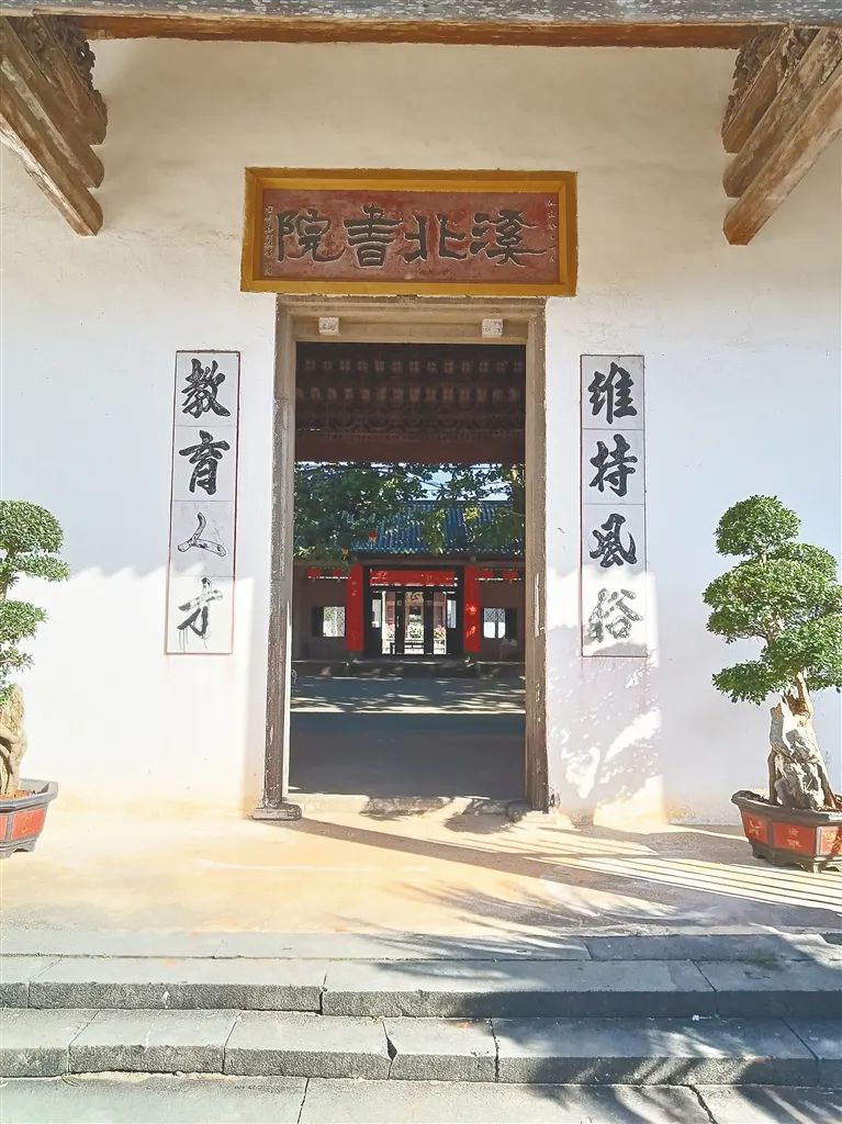 海南省历史的名人_名人海南省历史简介_海南省历史名人