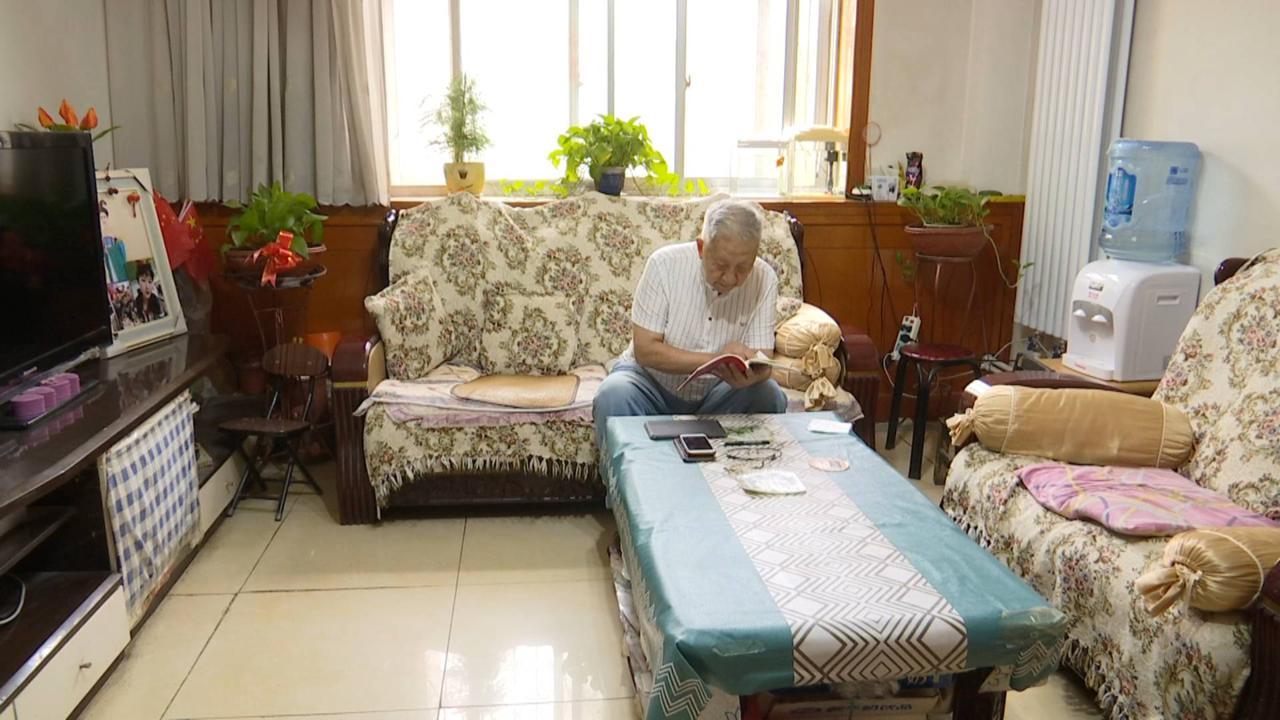 温暖友善胸怀大爱 坚持捐资助学十九年