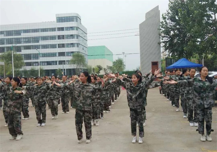 国学操千字文广播体操_国学操天地玄黄台词_国学操