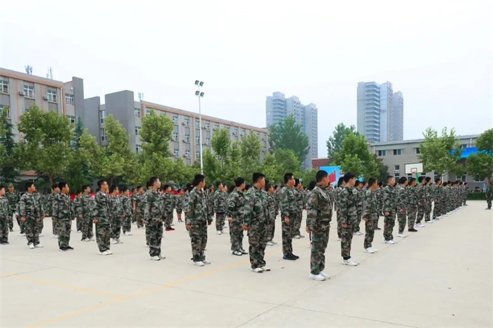 国学操_国学操天地玄黄台词_国学操千字文广播体操