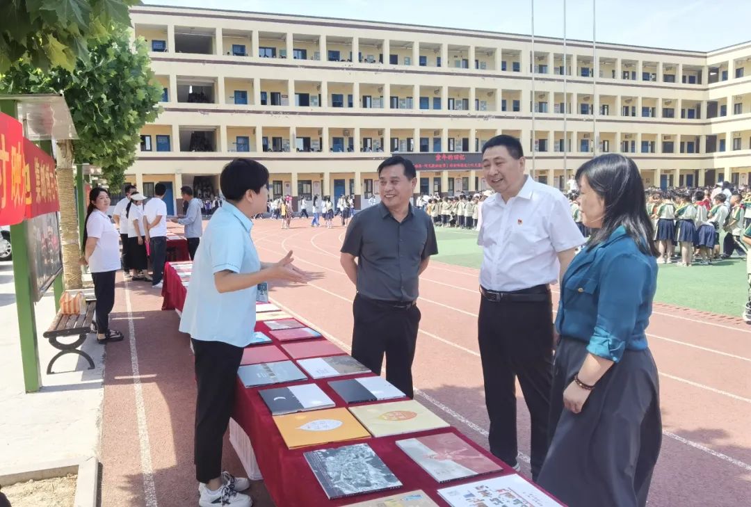 巴依老爷的性格特点是什么_巴依老爷的媳妇_巴依老爷历史人物