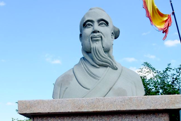 才高八斗形容哪个历史人物_人物形容历史高八斗的句子_形容历史人物的成语