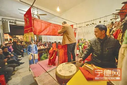 黄姓的来源和历史_黄姓的来源历史调查报告_黄姓的来源和黄姓历史名人