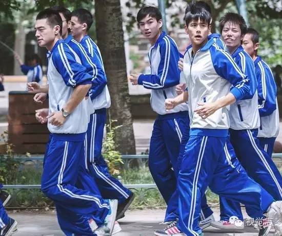民国装学生演出服实体店_民国学生装扮_民国学生装