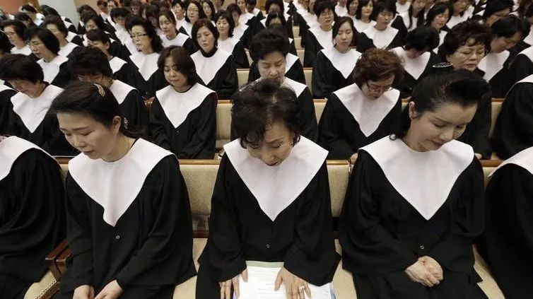 韩国学校倒闭_韩国学生累还是日本学生累_韩国学