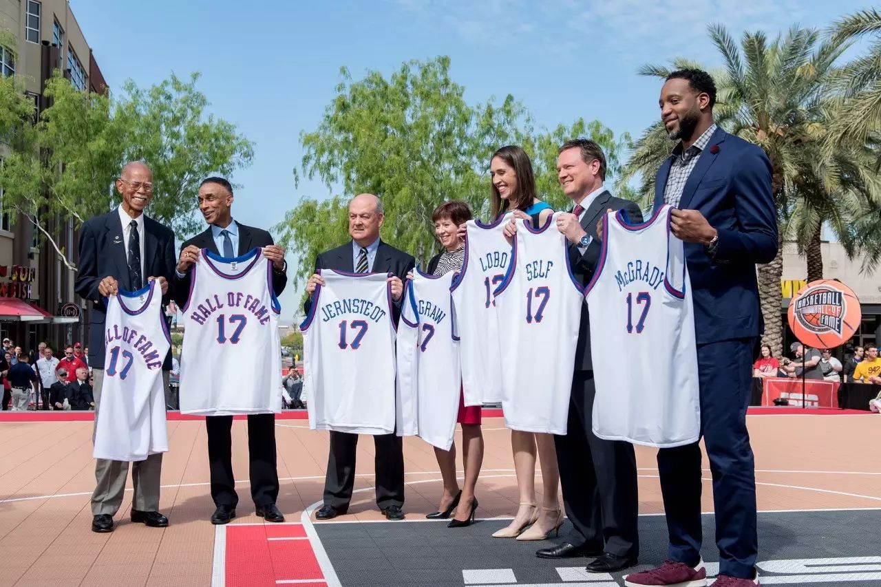 nba总冠军排行榜历史_完本都市小说排行榜历史_nba历史三双榜