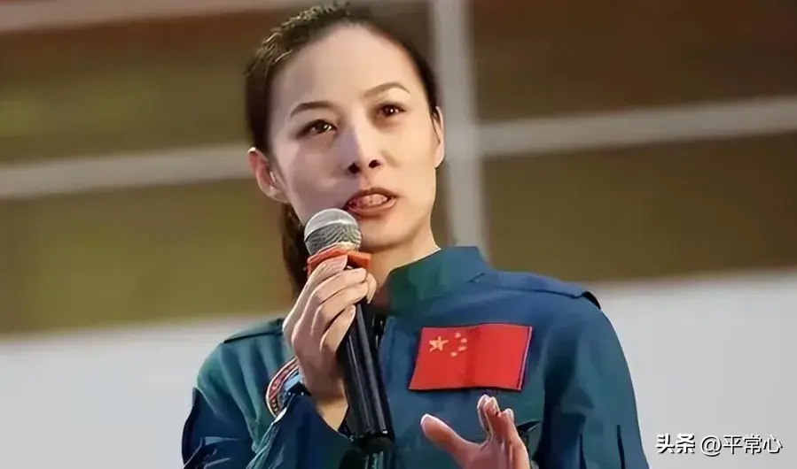 人类探索宇宙的历史故事_人类探索宇宙的历史人物_人物宇宙探索人类历史的小说