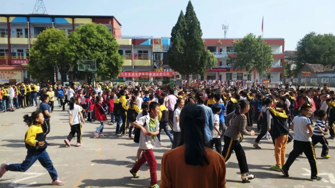 国学操_国学操广播体操_国学操天地玄黄台词