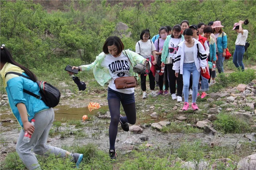 国学操广播体操_国学操天地玄黄台词_国学操