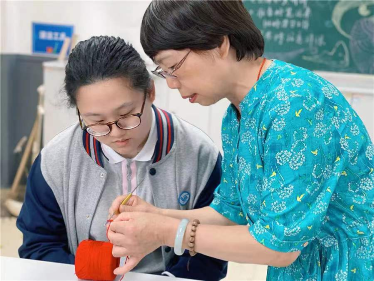 上海法国学校学费_上海法国学校_上海法国学校招聘