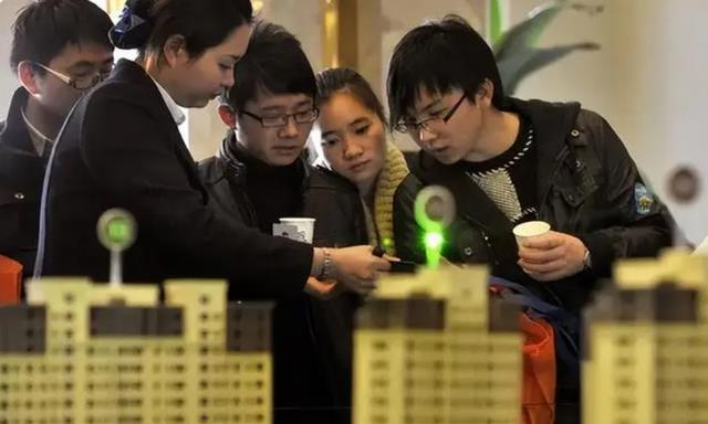 阶级社会的产物_中产阶级社会_阶级社会产生的根本原因是什么