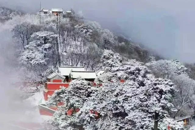 妙峰山景色（北京日报）