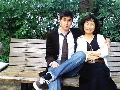 龙应台哲理句子_龙应台我们为什么要学文史哲_龙应台讲文学哲学历史