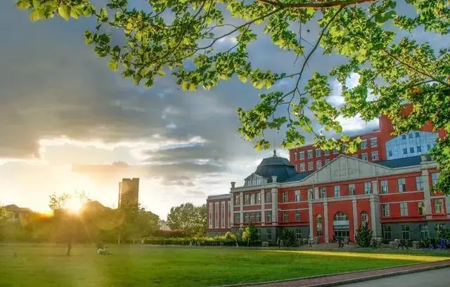 中国国学院大学哪年成立_中国国学院大学_中国国学院大学百度百科