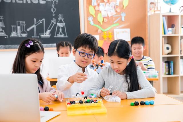 韩国学生累还是日本学生累_韩国学生_韩国学生的校服