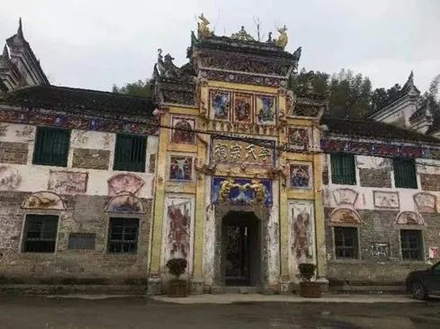 董姓著名人物_董姓名人及历史人物_历史名人姓董的