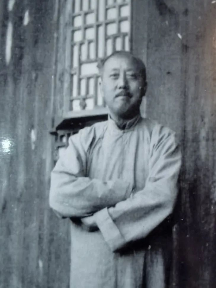 董姓名人及历史人物_董姓著名人物_历史名人姓董的
