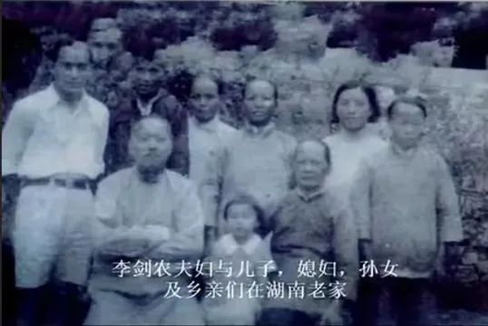 董姓著名人物_历史名人姓董的_董姓名人及历史人物