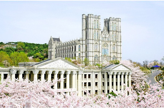 韩国哪里有学美容学校_陈学冬在韩国_韩国学